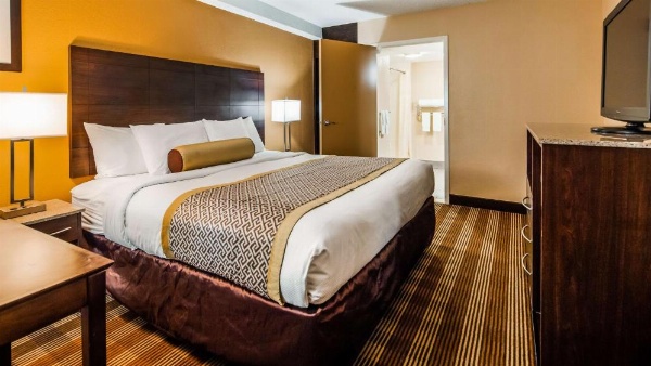 Best Western Cape Cod Hotel image 11